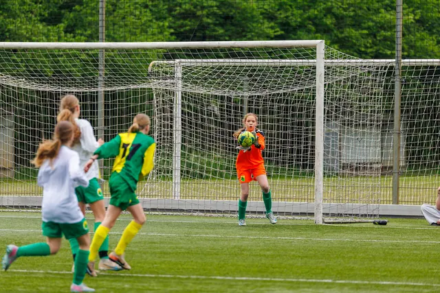 Vrouwen 1 — foto 7