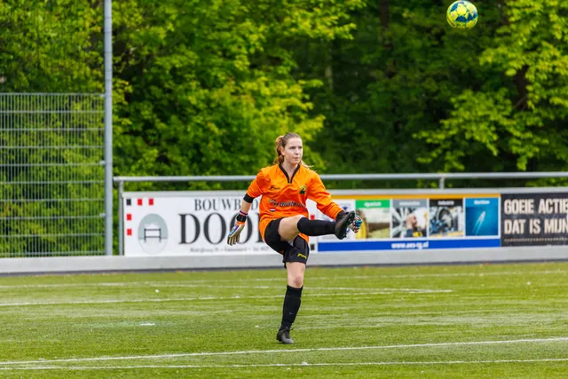 Vrouwen 1 — foto 10